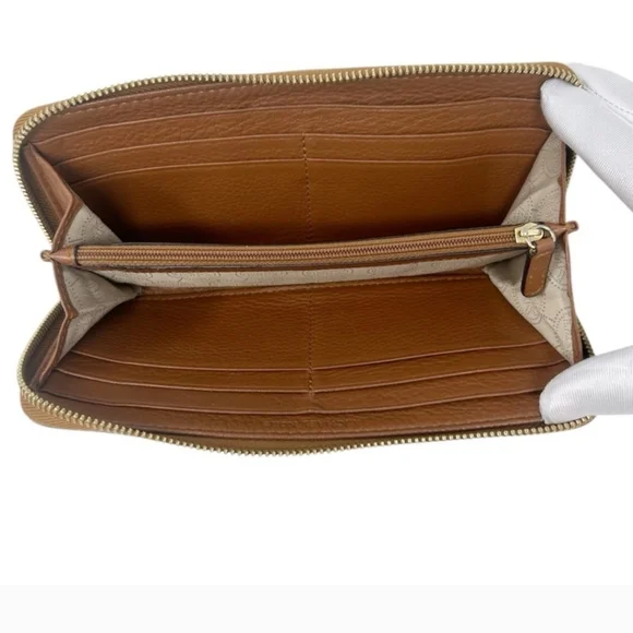 Michael Kors Leather Embossed Logo Wallet - Picture 4 of 15